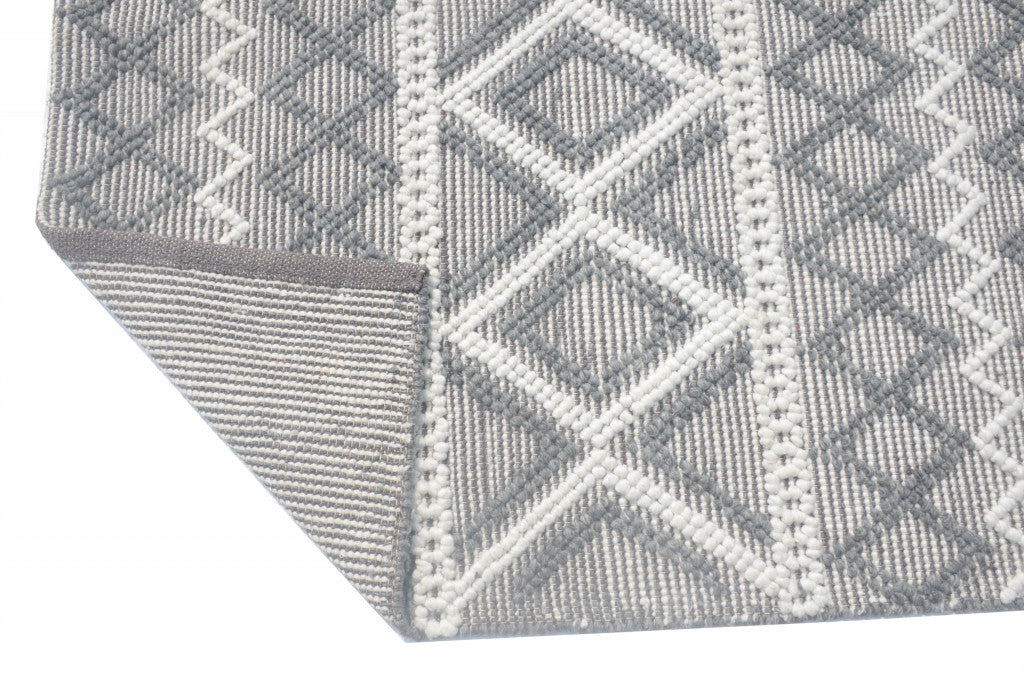 6' x 9' Gray Ivory Diamonds Boho Chic Area Rug