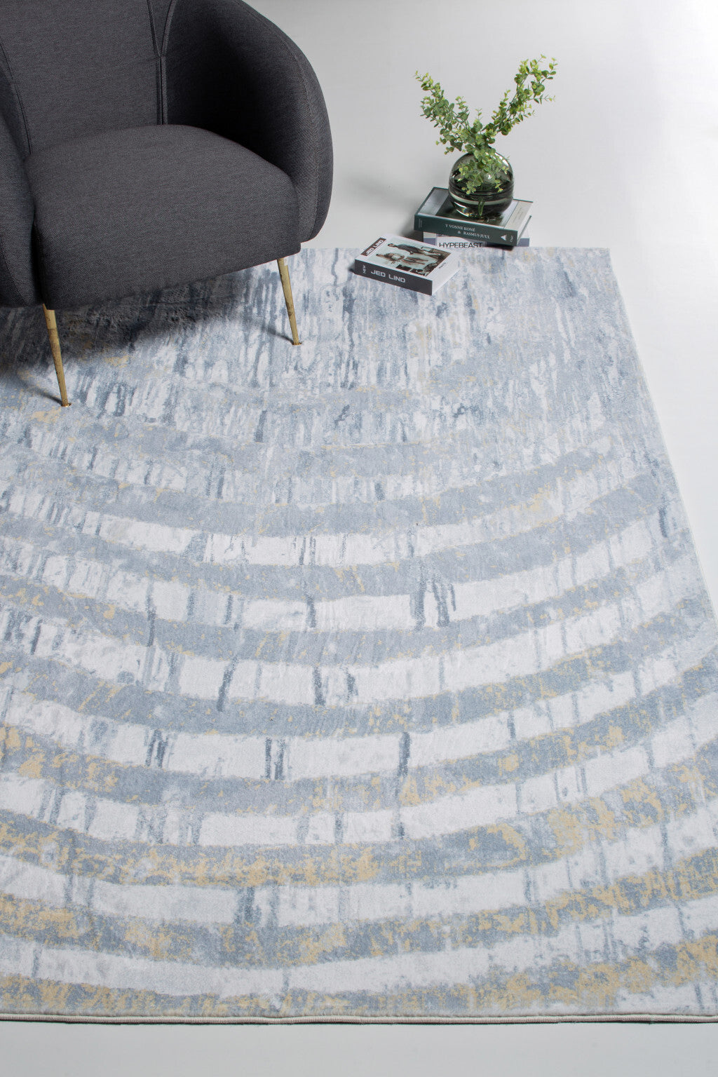 8' x 10' Gray Distressed Steps Abstract Area Rug