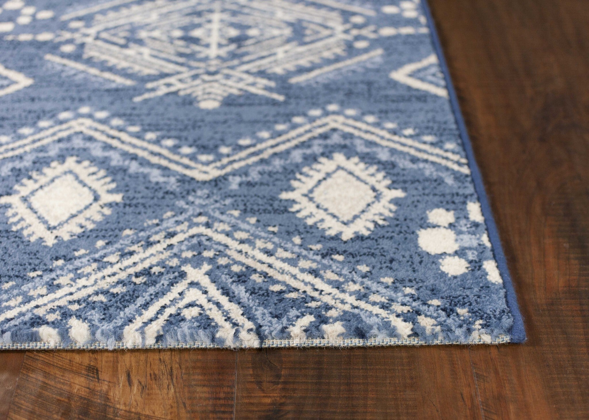 7' X 11'  Polypropylene Demin Area Rug