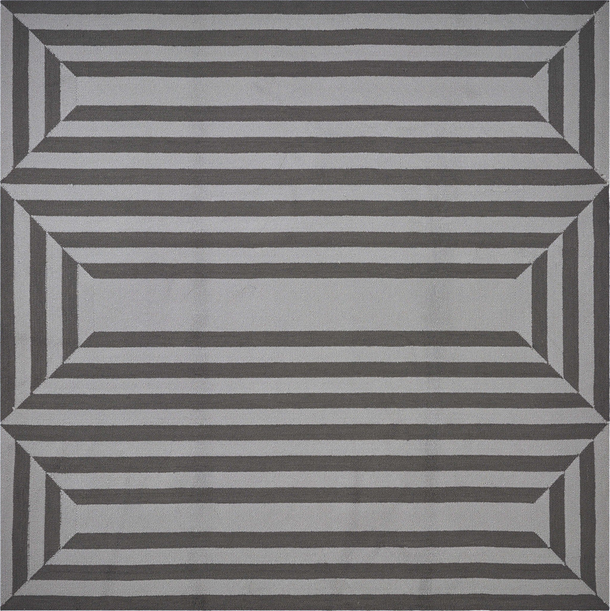 7' Square   Uv Treated Polypropylene Charcoal Area Rug