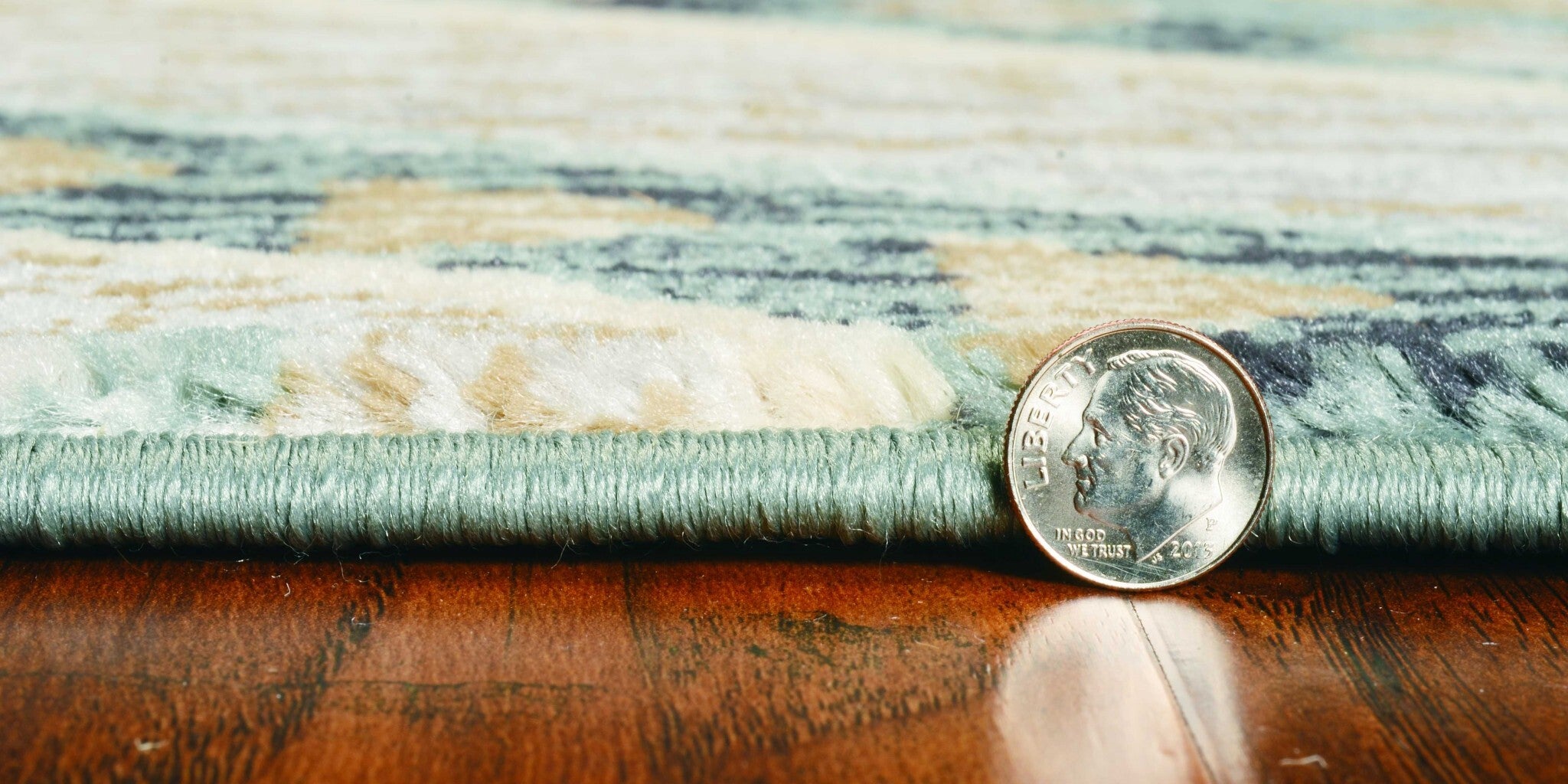 5'X8' Seafoam Machine Woven Geometric Lodge Indoor Area Rug