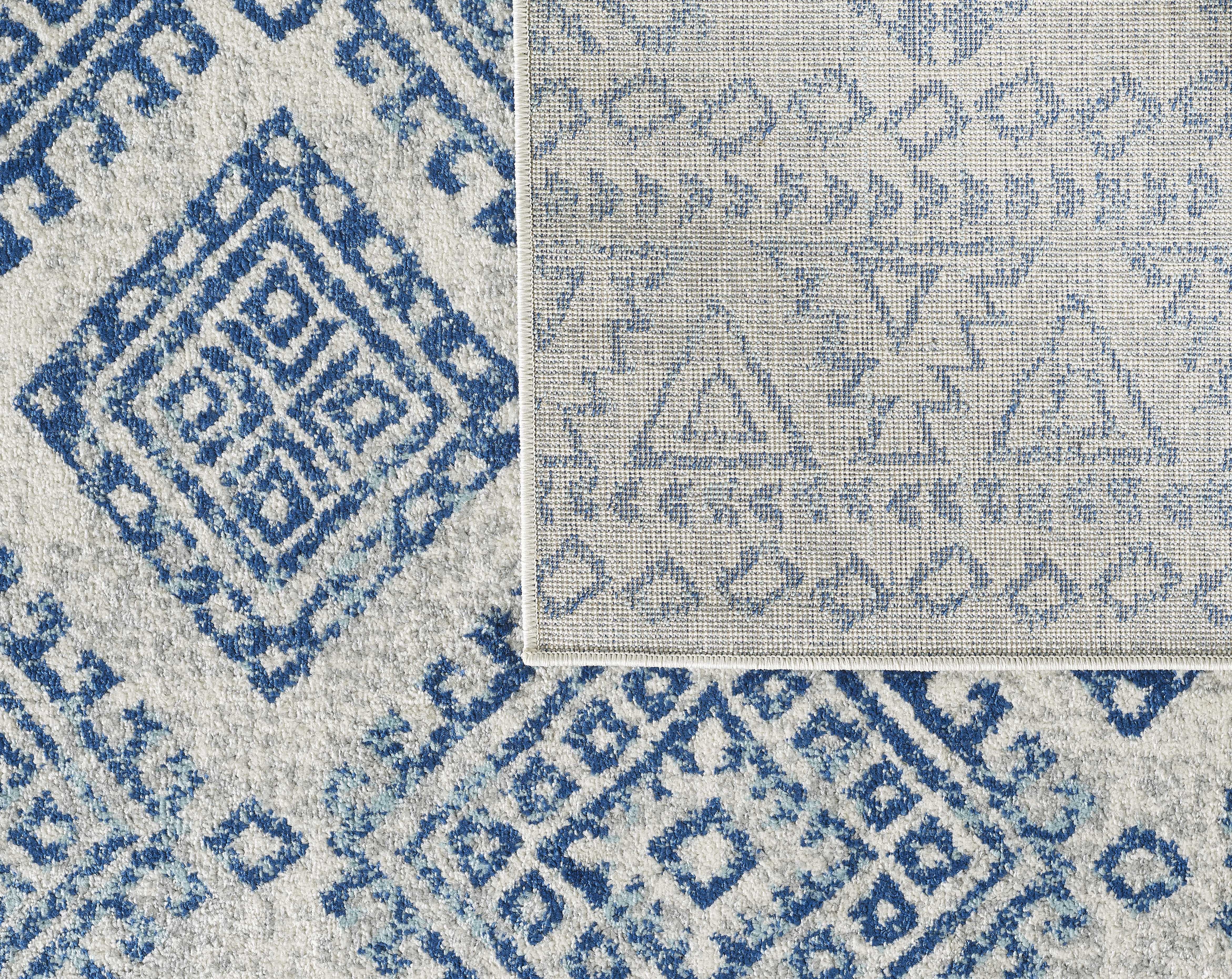 8' X 11' Ivory Or Blue Diamonds And Triangles Indoor Area Rug