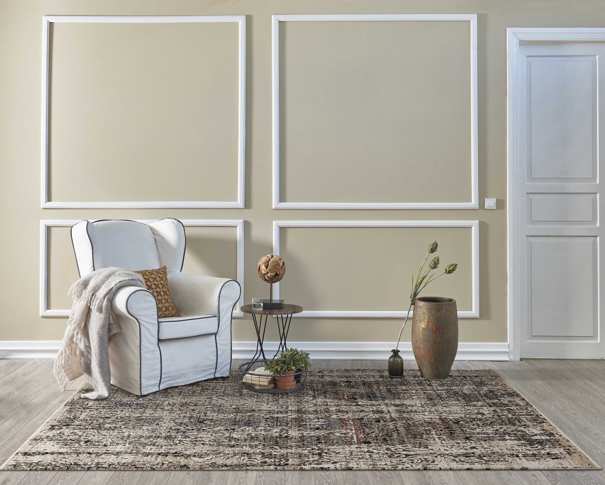 9'X13' Grey Machine Woven Distressed Traditional Indoor Area Rug