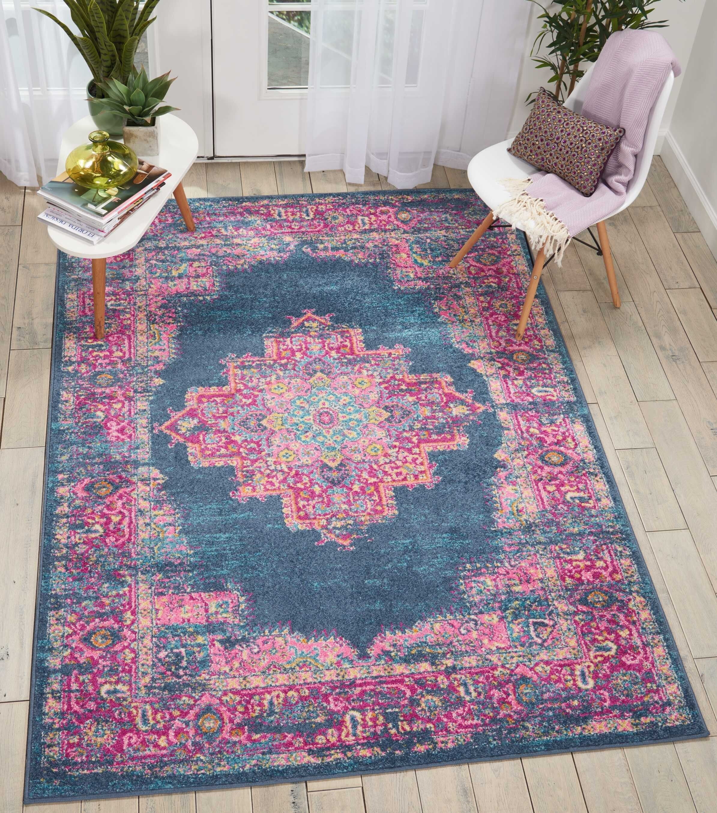 5' X 7' Blue And Pink Medallion Area Rug