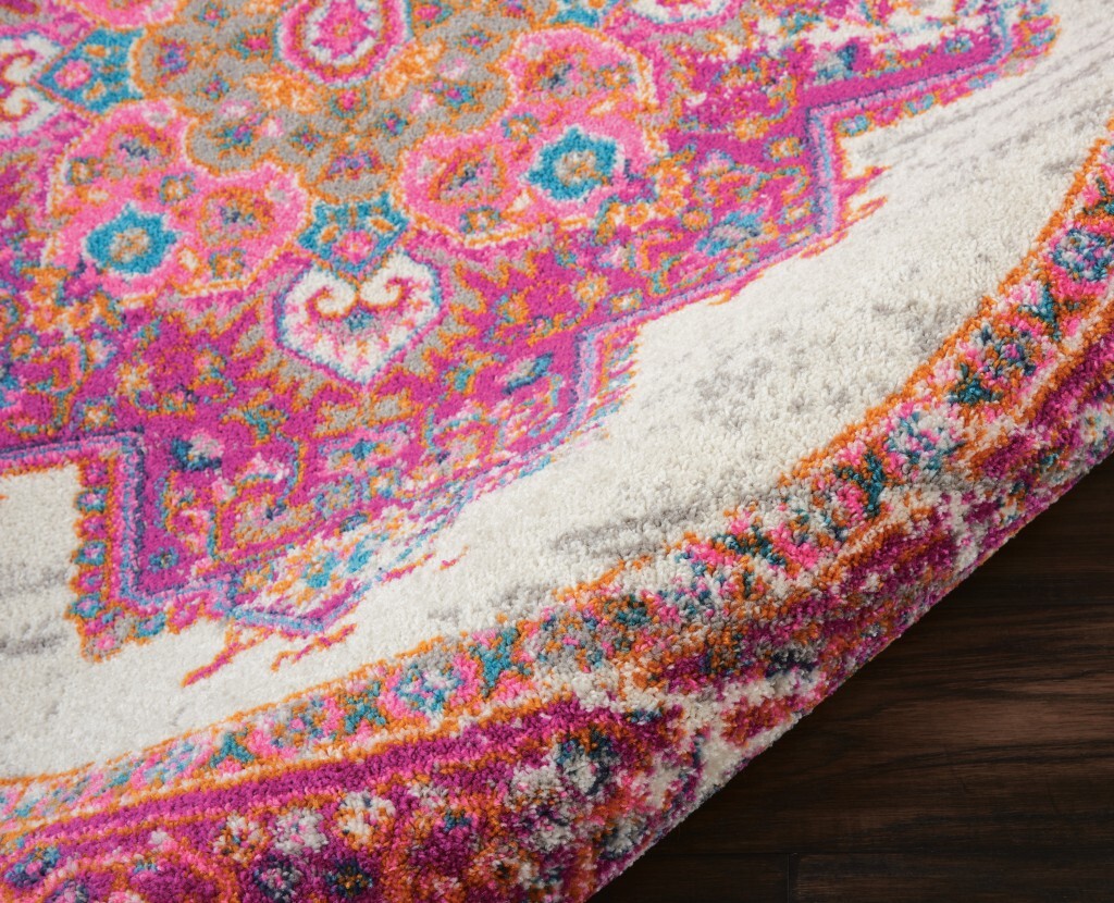 5' Round Ivory And Fuchsia Distressed Area Rug