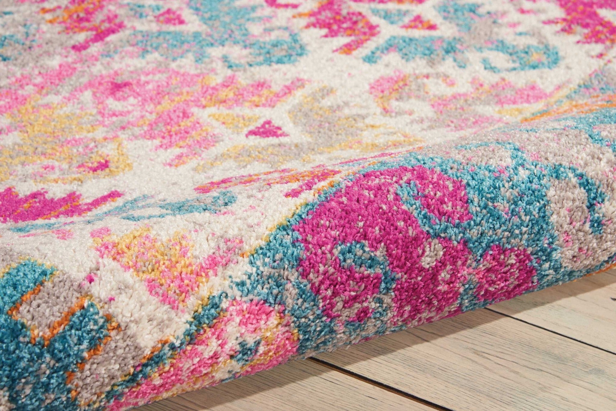 4' X 6' Ivory And Magenta Tribal Pattern Area Rug