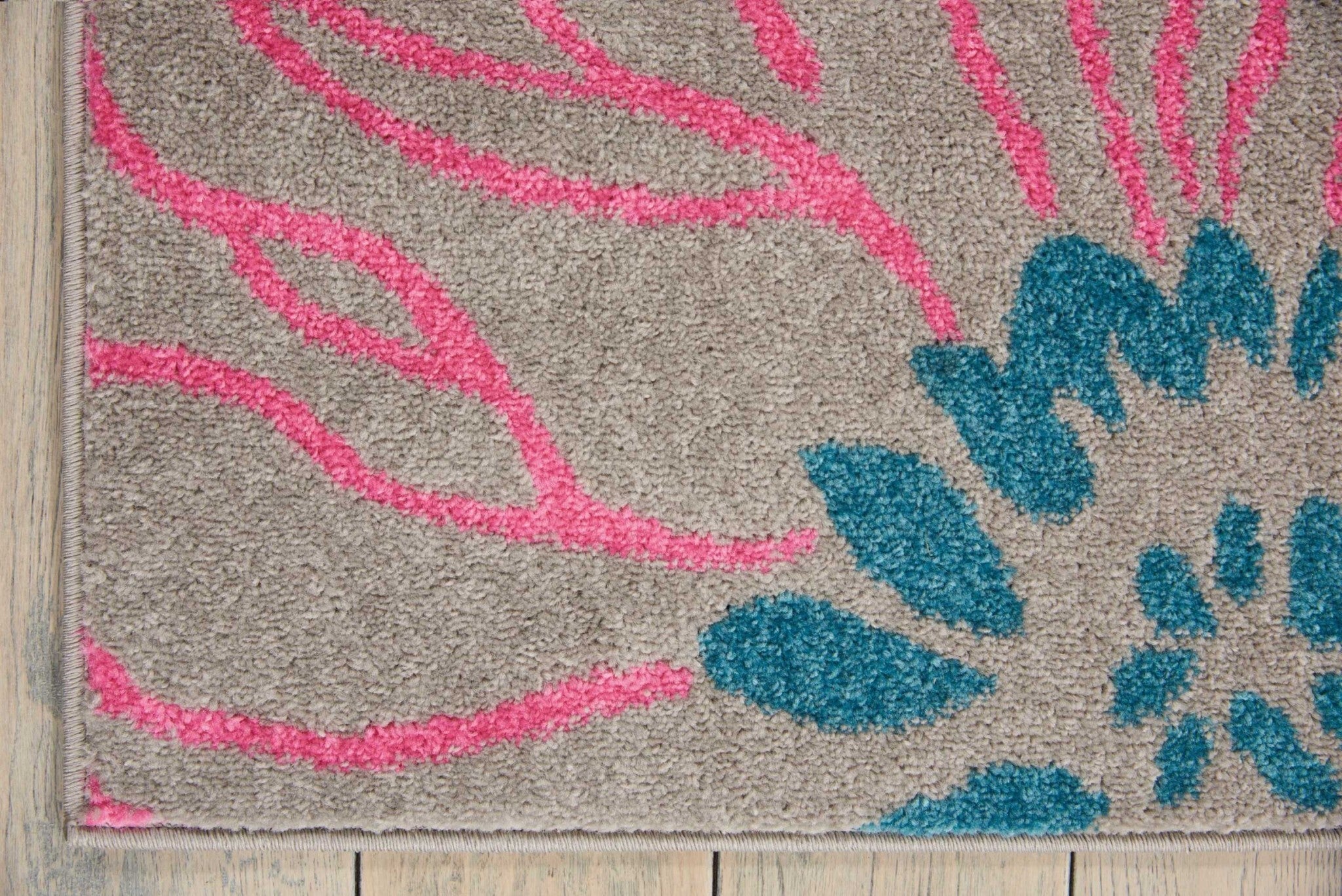 5' X 7' Gray And Pink Tropical Flower Area Rug