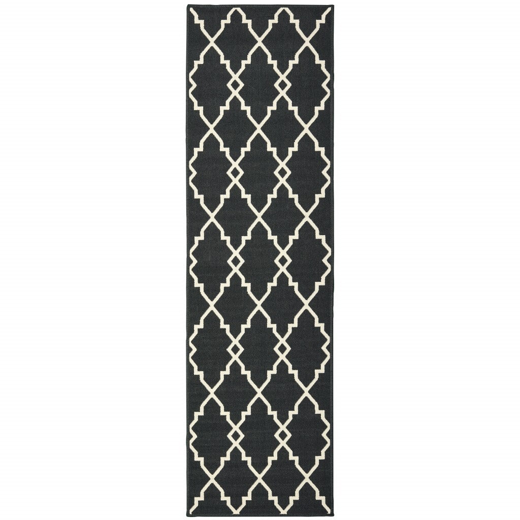 2'X8' Black And Ivory Trellis Indoor Outdoor Runner Rug