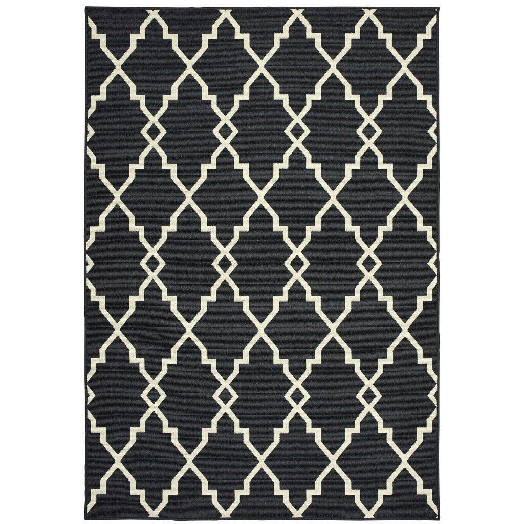 7'X10' Black And Ivory Trellis Indoor Outdoor Area Rug