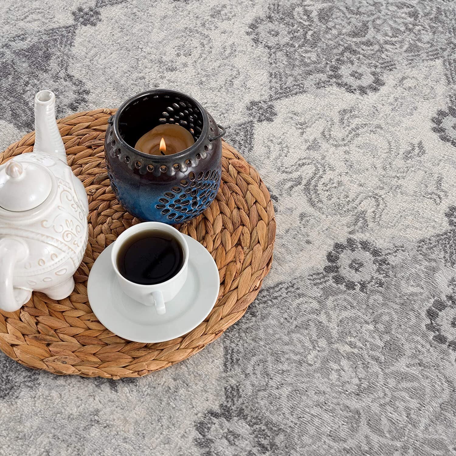 5' X 8' Gray Distressed Trellis Pattern Area Rug