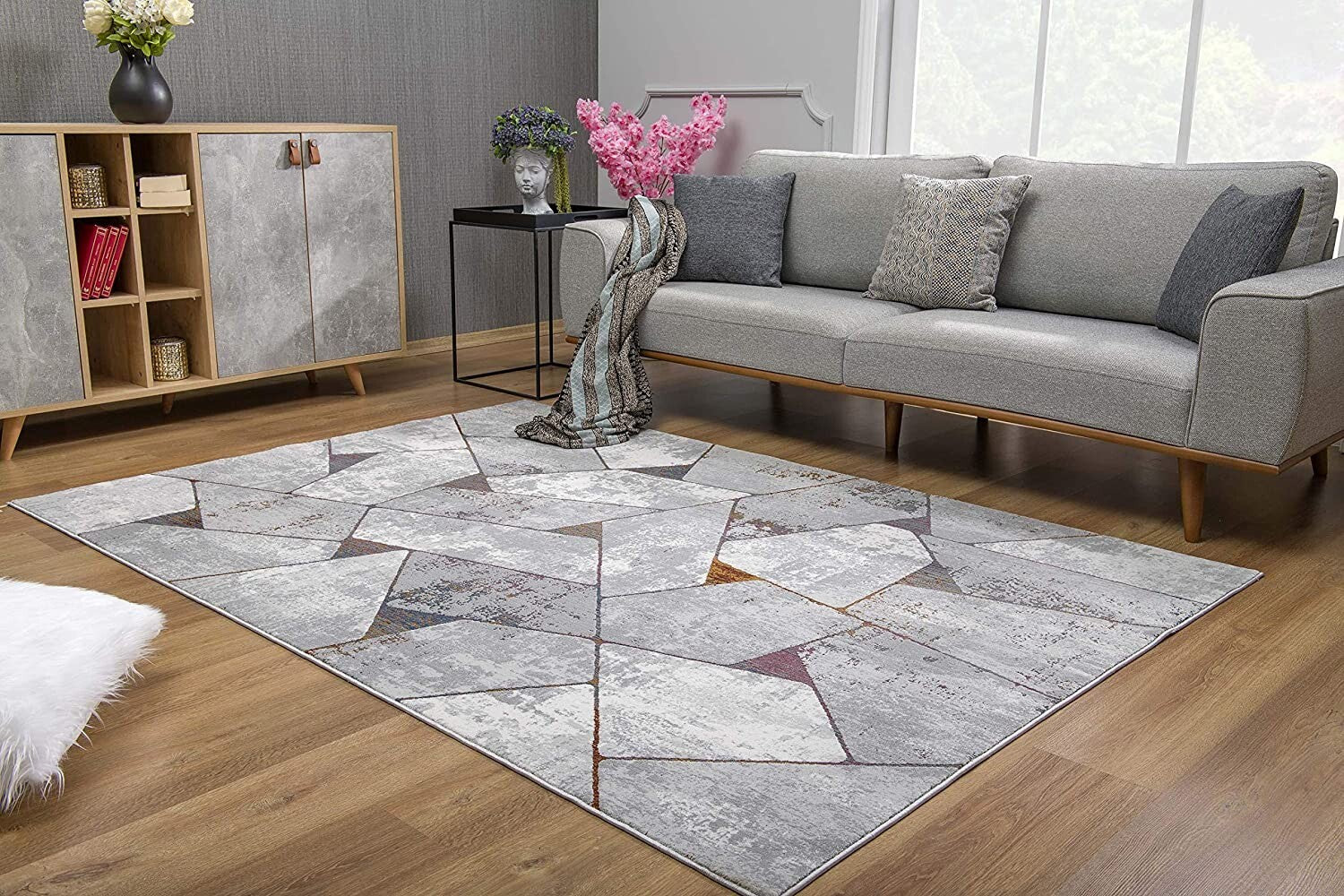 5' X 8' Gray Irregular Geometric Area Rug