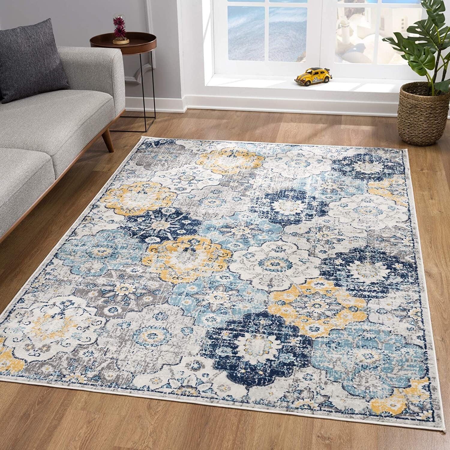 7' X 10' Blue Distressed Floral Area Rug