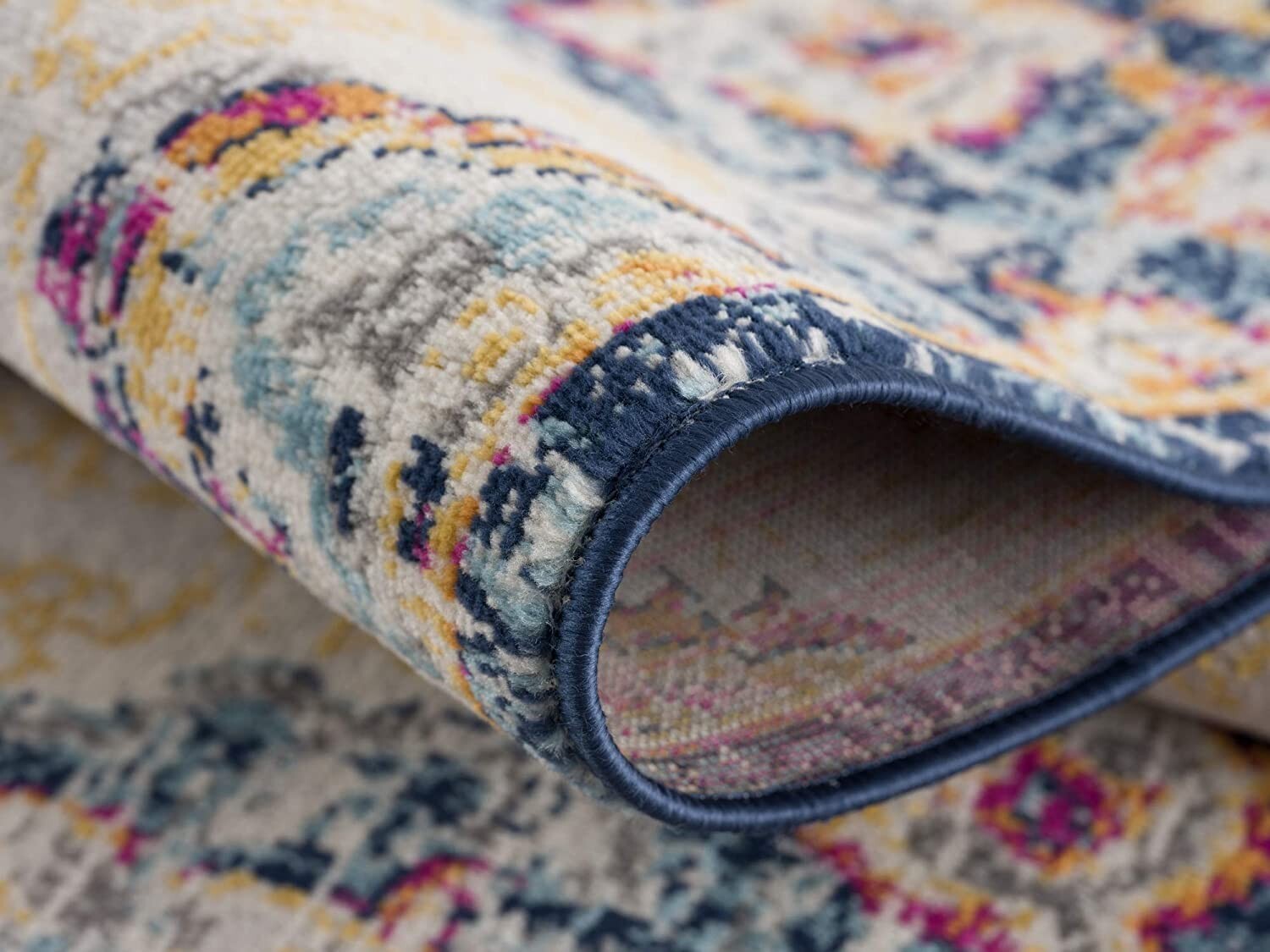 7' X 10' Cream Decorative Medallion Area Rug