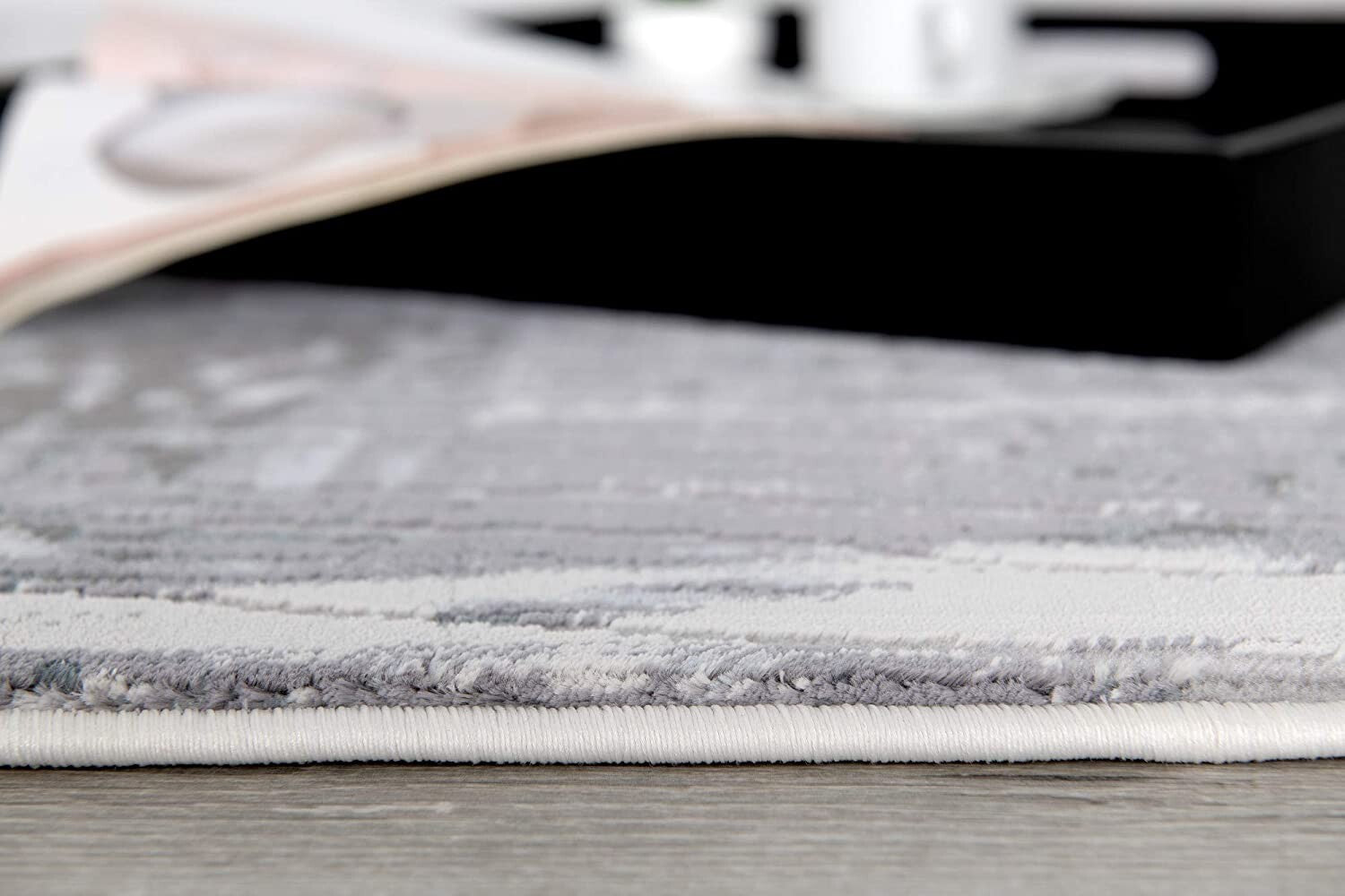 5' X 8' Blue Abstract Strokes Area Rug