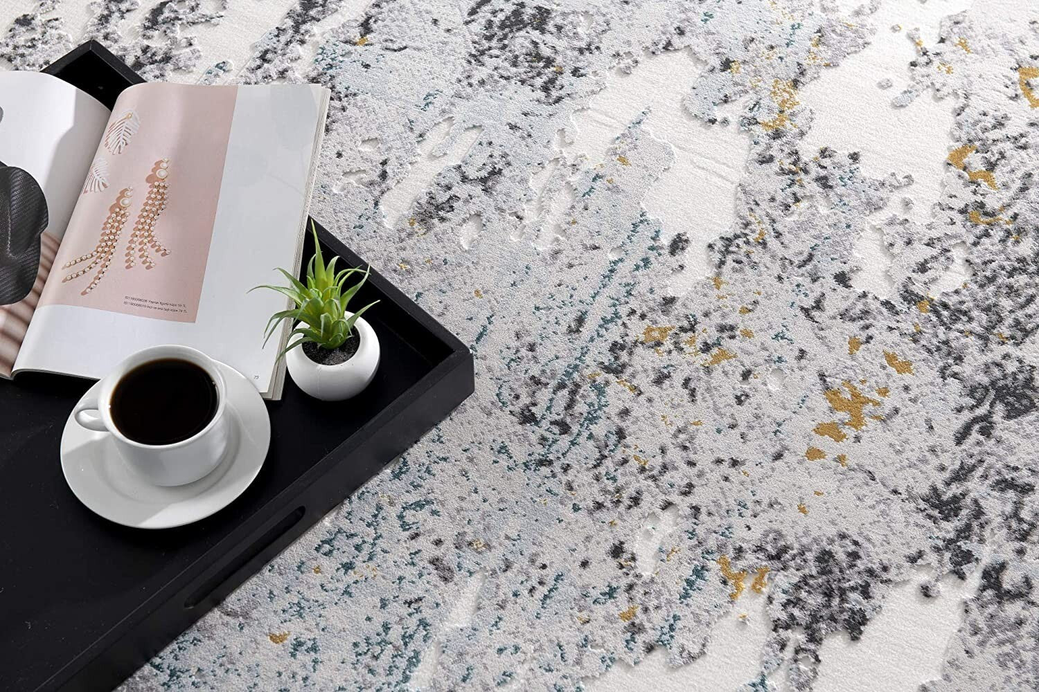 5' X 8' Gray Distressed Modern Abstract Area Rug