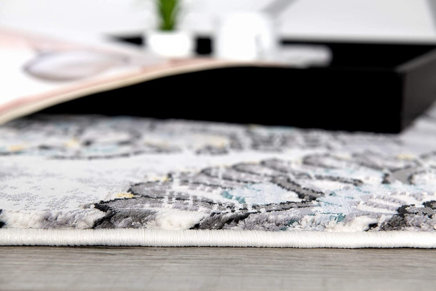 7' X 10' Gray Modern Jacobean Floral Area Rug