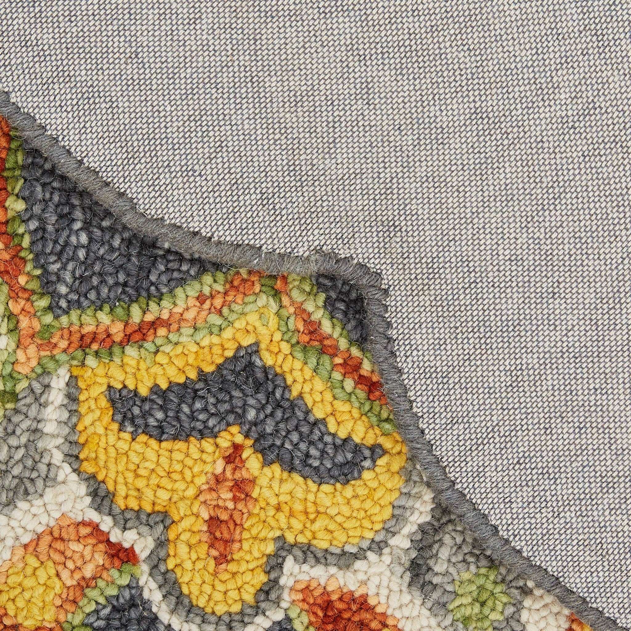 6' Round Gray And Gold Floret Area Rug