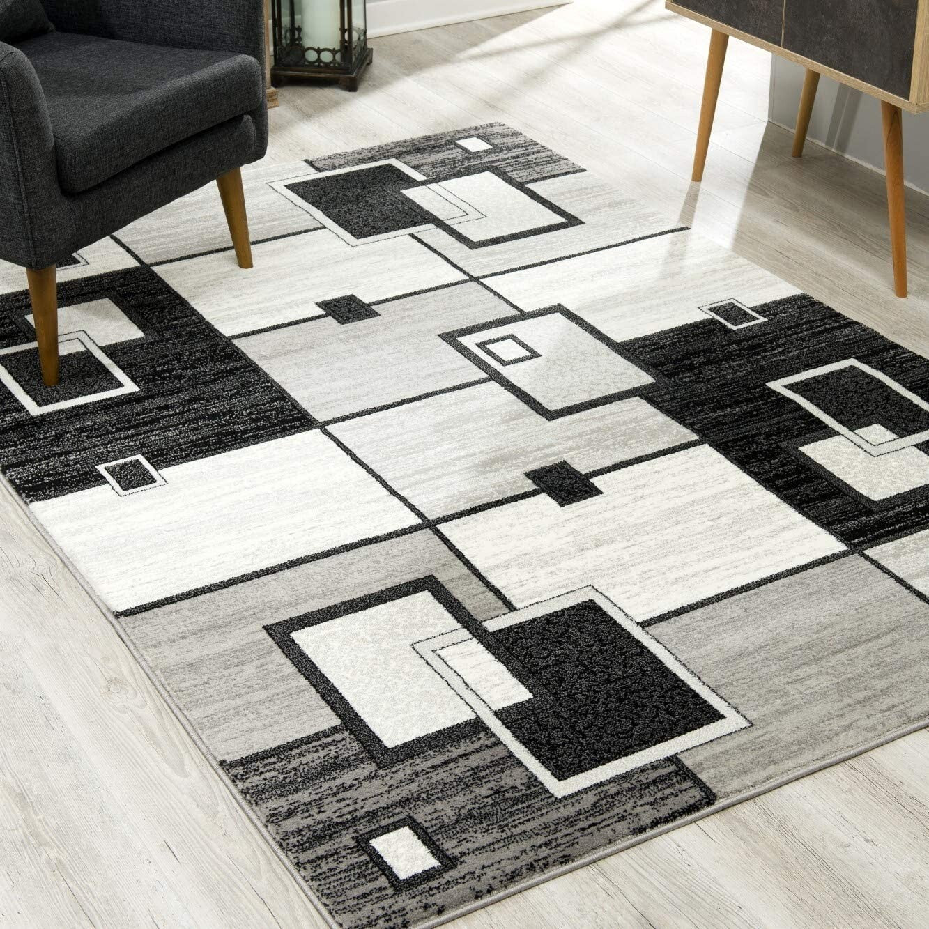 7' X 10' Gray Asymmetric Blocks Area Rug