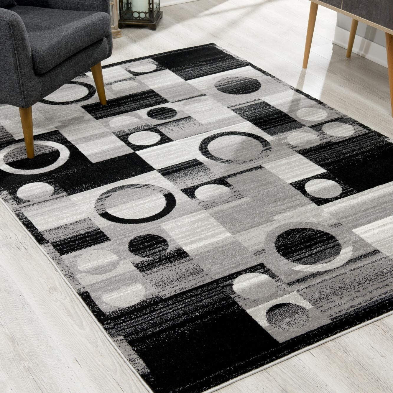 2' X 10' Gray Blocks And Rings Runner Rug