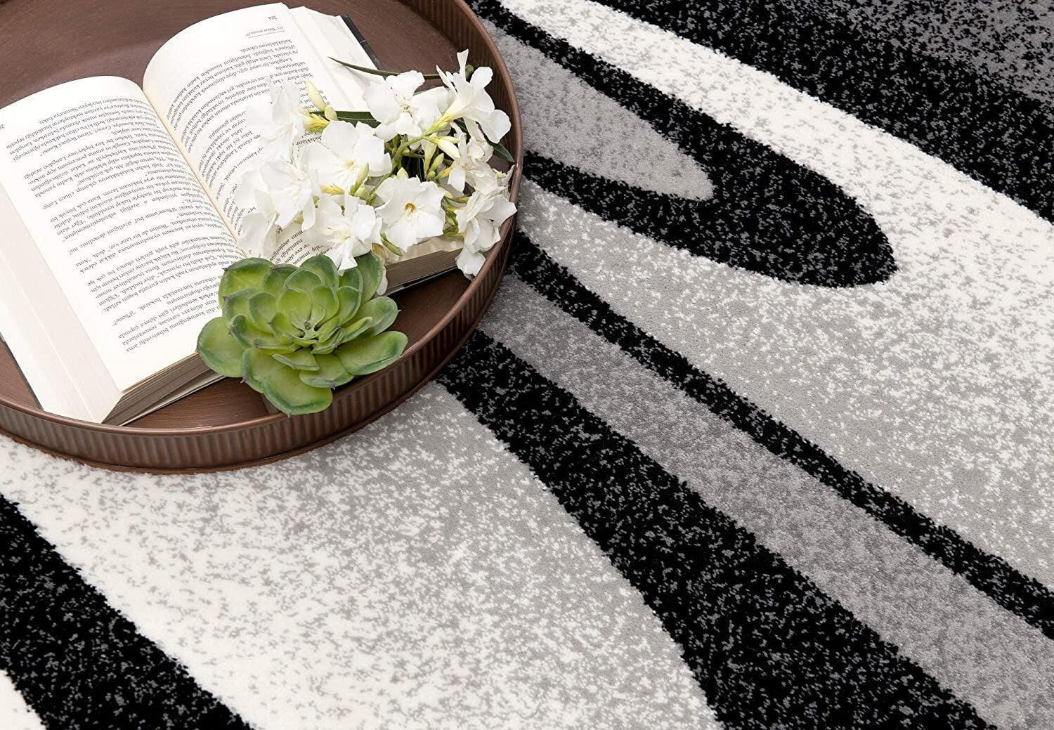 4' X 6' Black And Gray Abstract Marble Area Rug