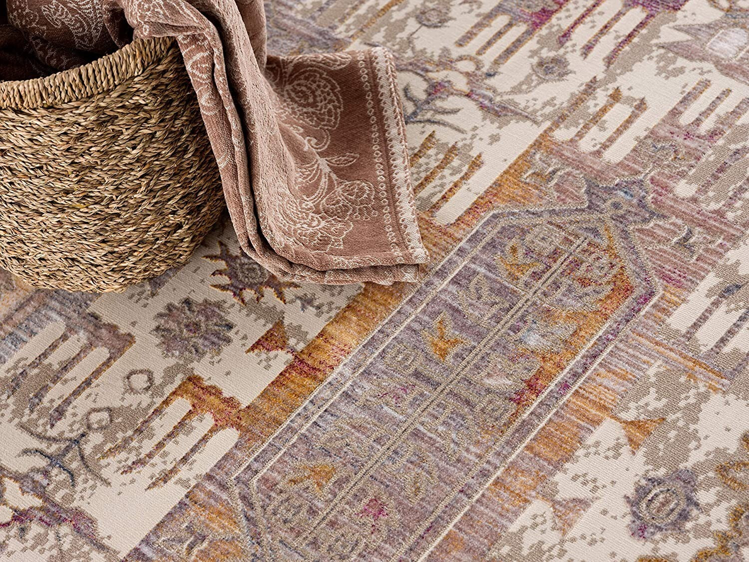 5' x 8' Beige Faded Tribal Motifs Area Rug