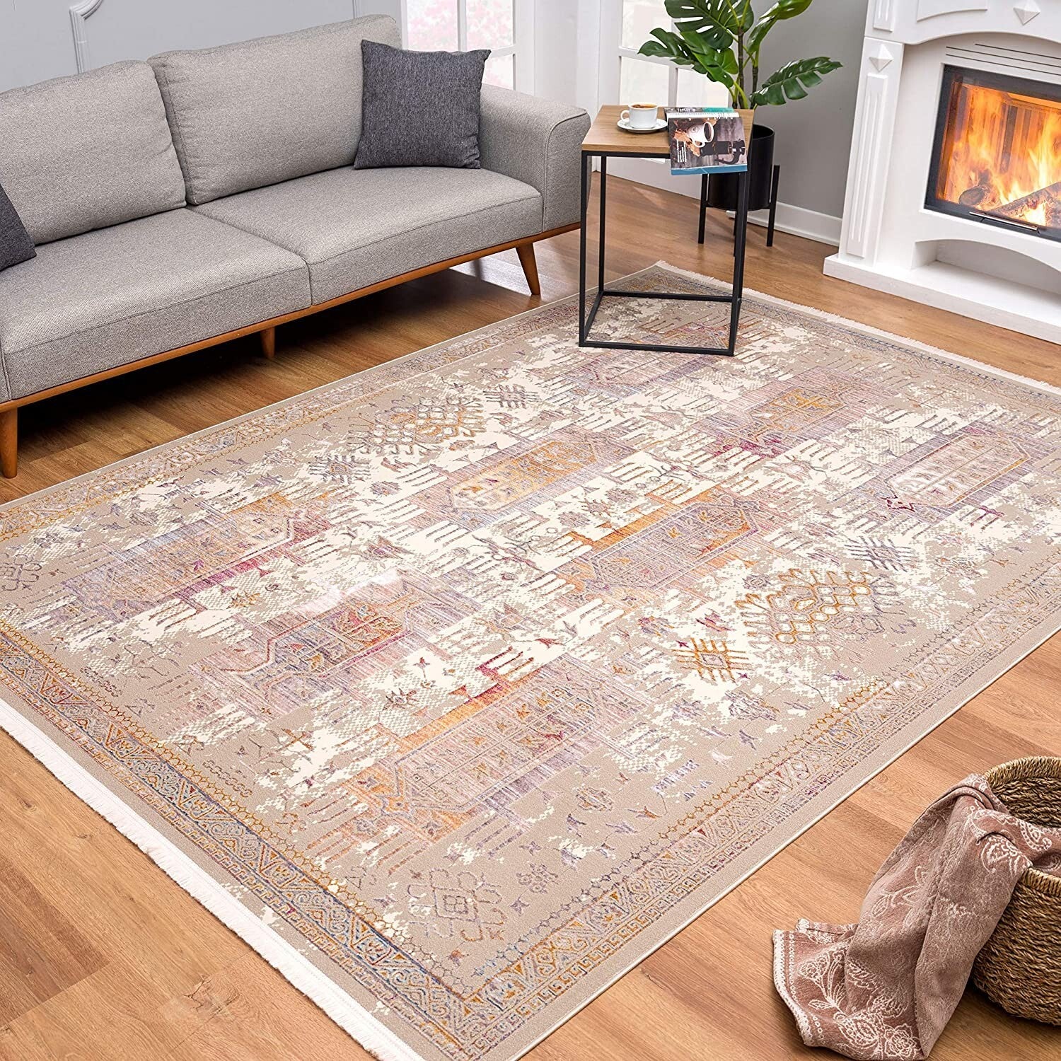 7' x 10' Beige Faded Tribal Motifs Area Rug