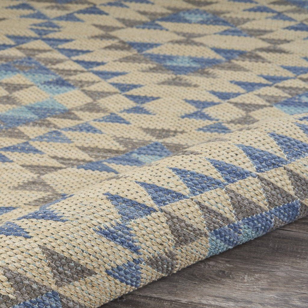 5' x 7' Blue Decorative Lattice Area Rug