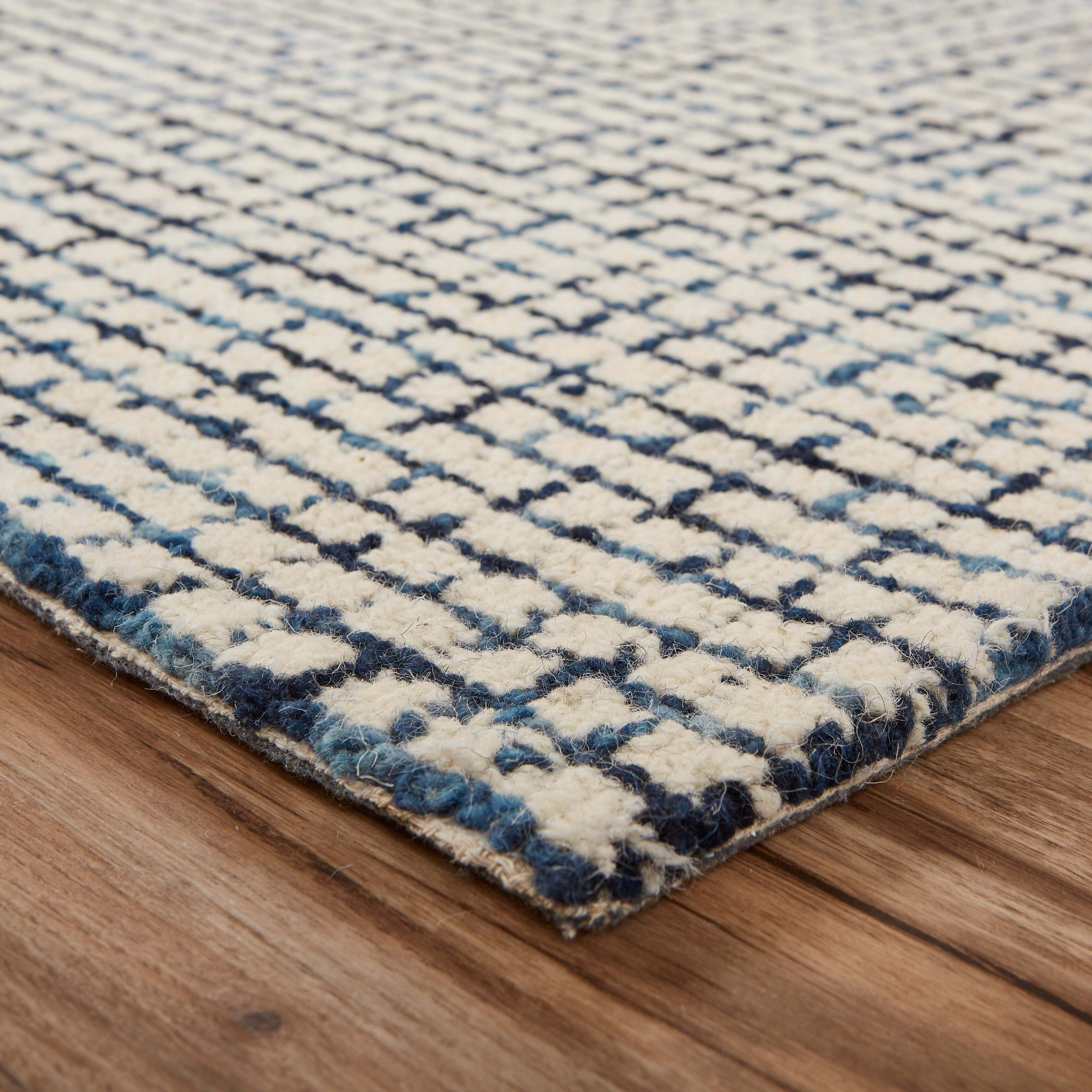 5' x 8' Navy and Ivory Grids Area Rug