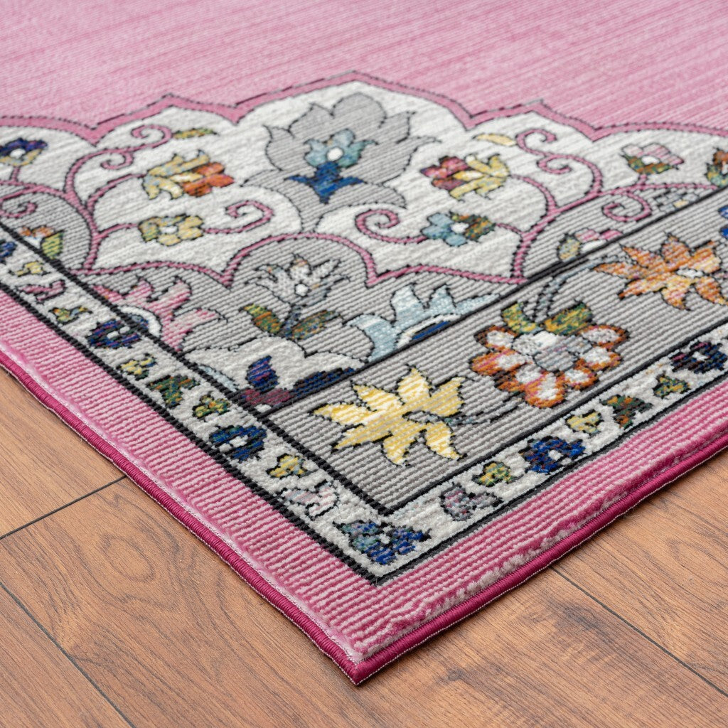 5' x 8' Pink Traditional Medallion Area Rug