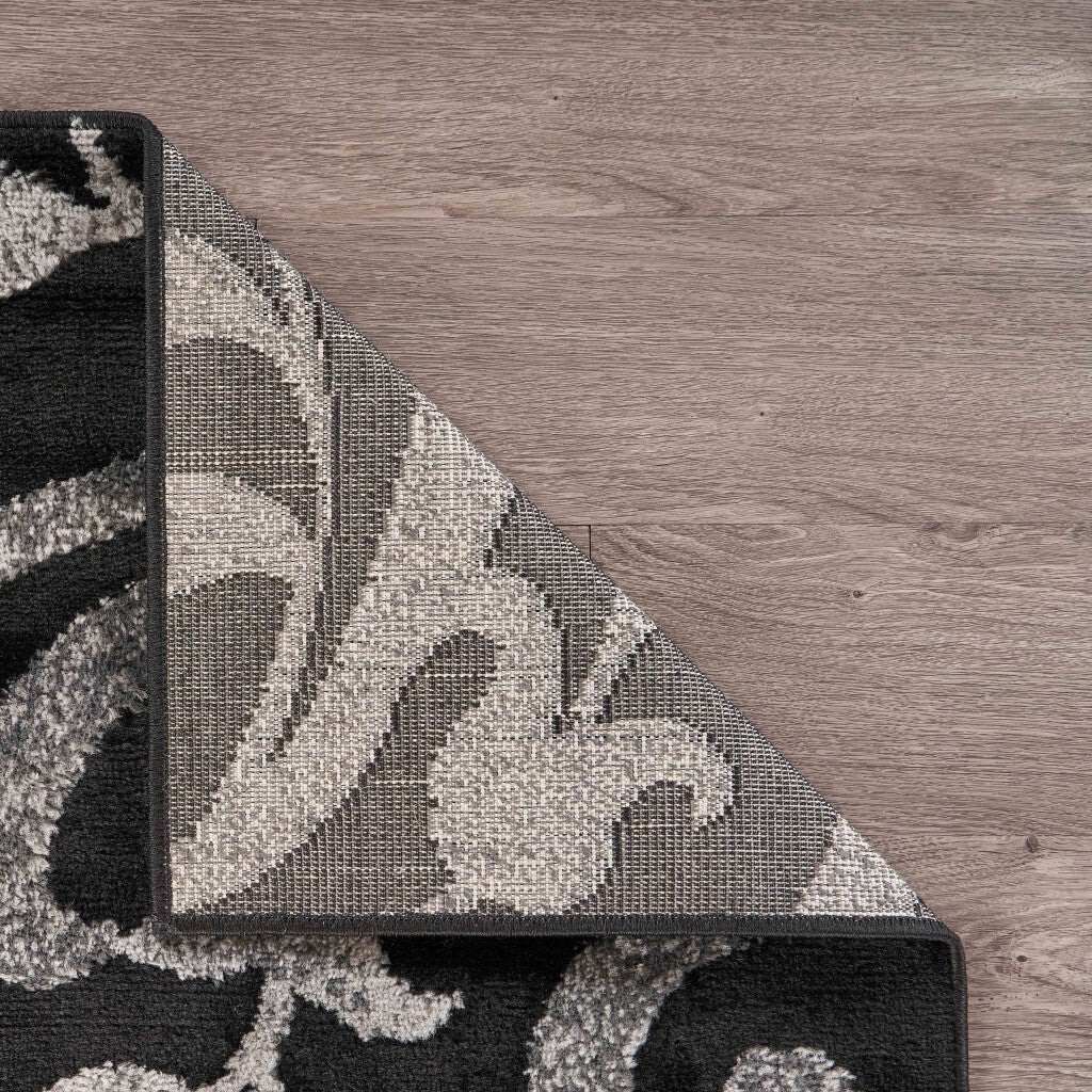 5' x 7' Black Filigree Vines Area Rug