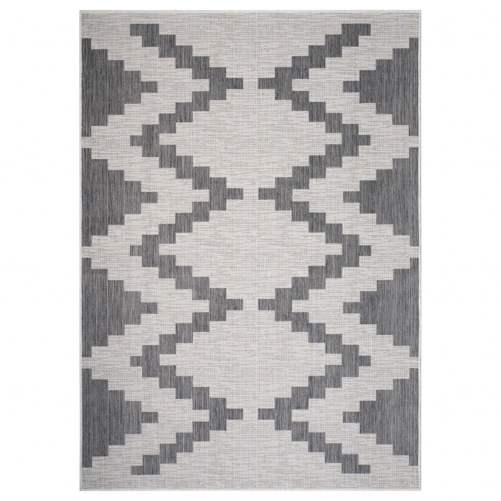 5' x 7' Gray Geometric Indoor Outdoor Area Rug