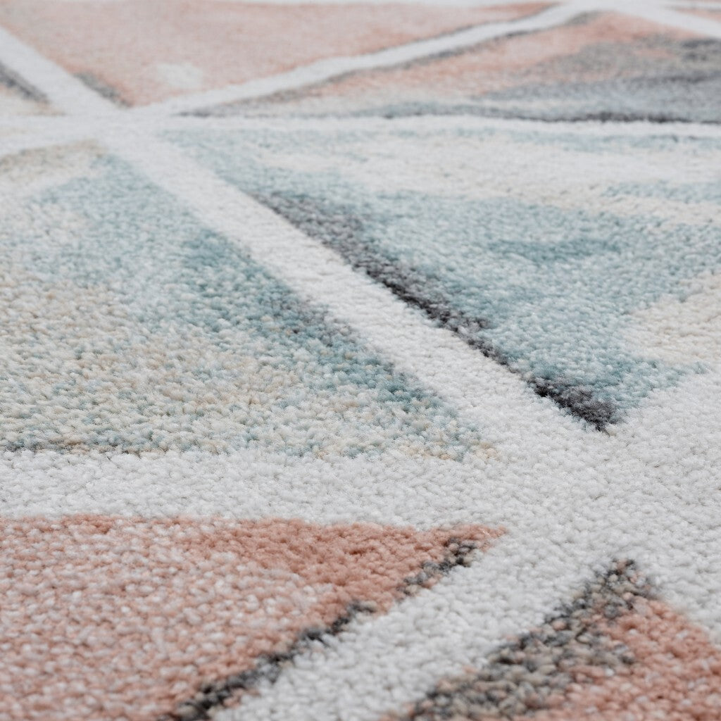 5' x 7' Ivory Watercolored Prism Area Rug