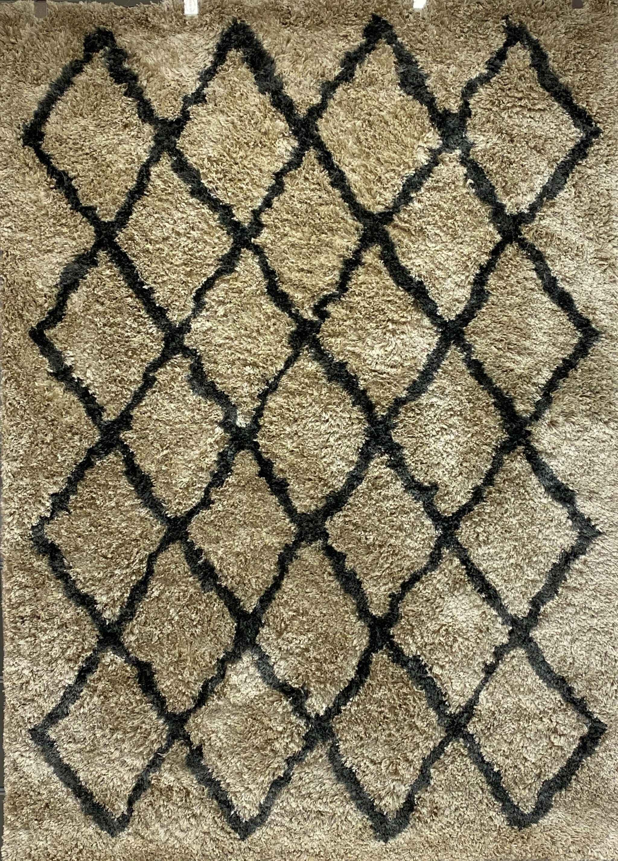 5' x 7' Cream and Black Lattice Area Rug