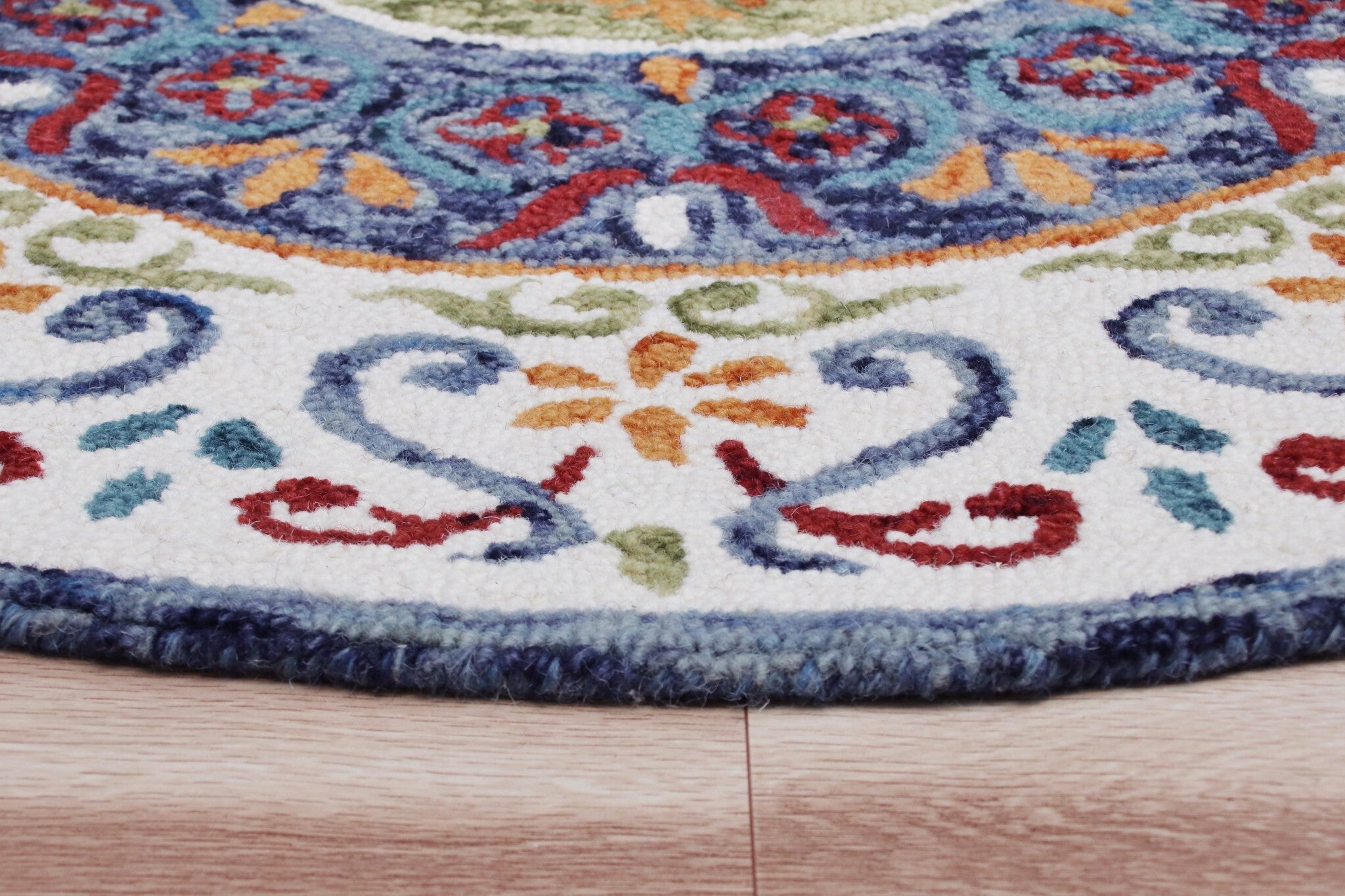 6' Round Blue and White Ornate Medallion Area Rug