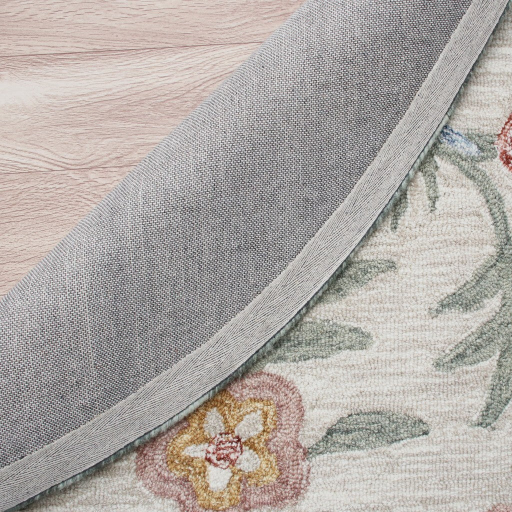 6' Round Gray Floral Traditional Area Rug
