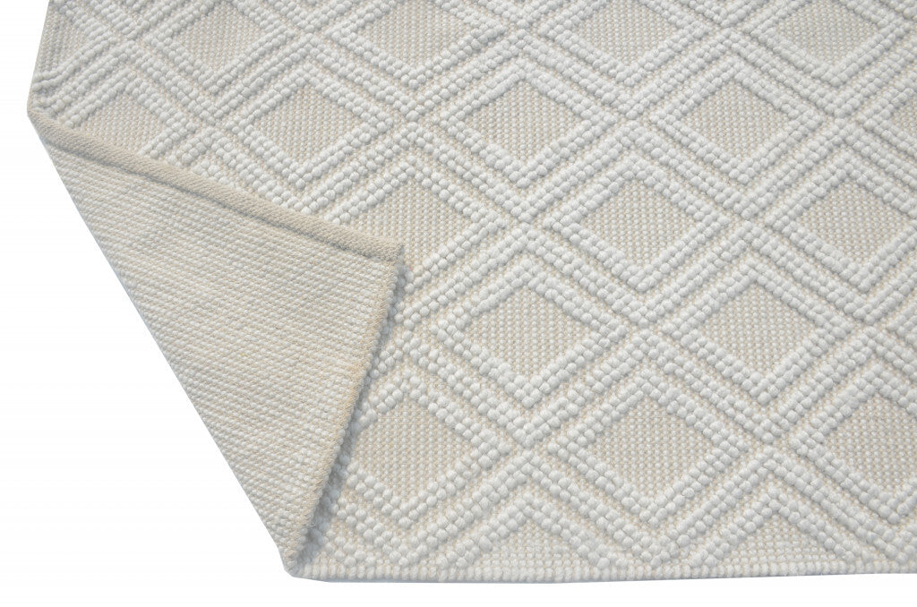 5' x 7' Ivory Diamond Lattice Modern Area Rug